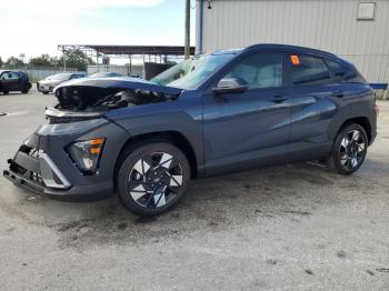  Salvage Hyundai KONA