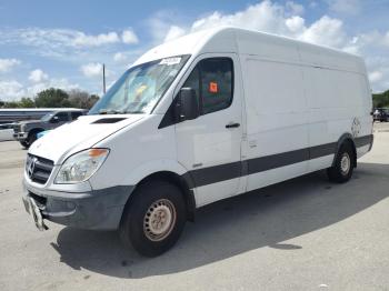  Salvage Mercedes-Benz Sprinter