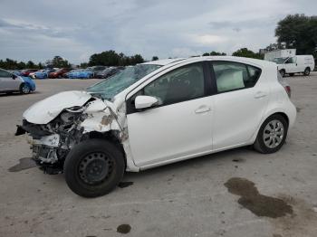  Salvage Toyota Prius