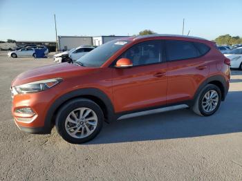  Salvage Hyundai TUCSON