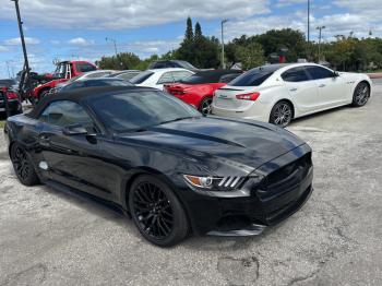  Salvage Ford Mustang