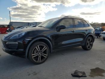  Salvage Porsche Cayenne