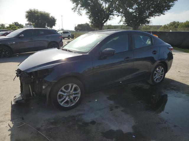  Salvage Toyota Yaris