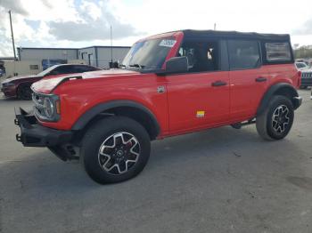  Salvage Ford Bronco