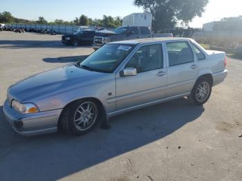  Salvage Volvo S70