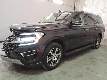  Salvage Ford Expedition