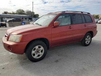  Salvage Toyota Highlander