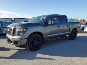  Salvage Nissan Titan