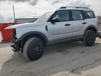  Salvage Ford Bronco