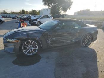  Salvage Ford Mustang