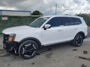  Salvage Kia Telluride