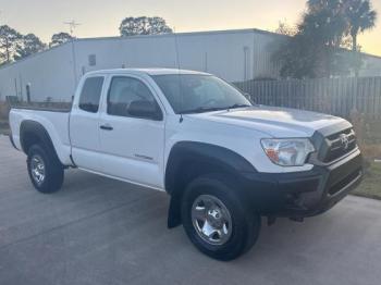  Salvage Toyota Tacoma