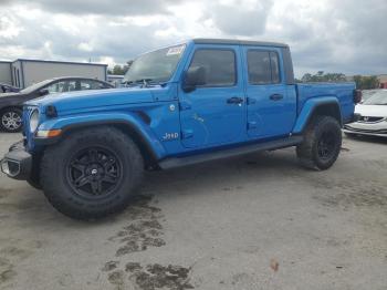  Salvage Jeep Gladiator