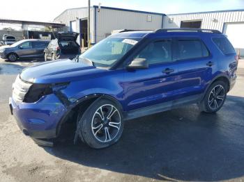  Salvage Ford Explorer