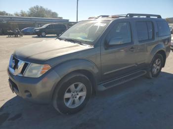  Salvage Nissan Pathfinder