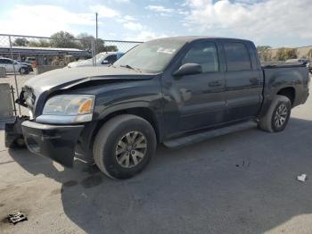  Salvage Mitsubishi Raider