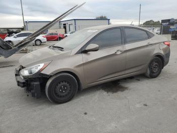  Salvage Hyundai ACCENT