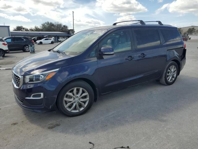  Salvage Kia Sedona