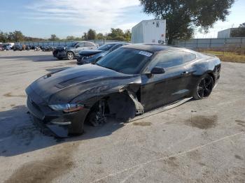  Salvage Ford Mustang