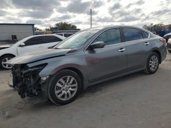  Salvage Nissan Altima