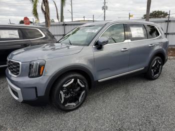  Salvage Kia Telluride