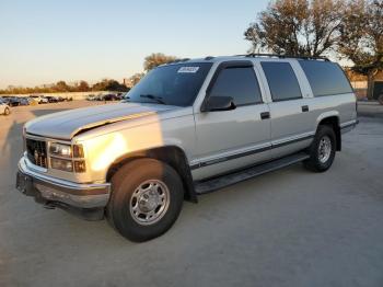  Salvage GMC Suburban