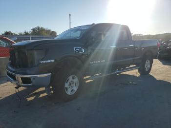  Salvage Nissan Titan