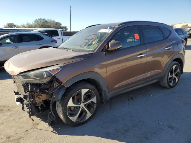  Salvage Hyundai TUCSON