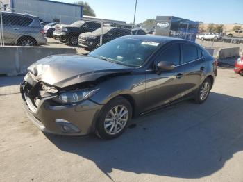  Salvage Mazda 3