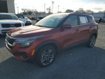  Salvage Kia Seltos