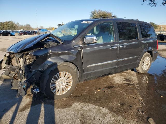  Salvage Chrysler Minivan