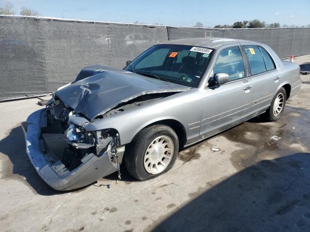  Salvage Ford Crown Vic