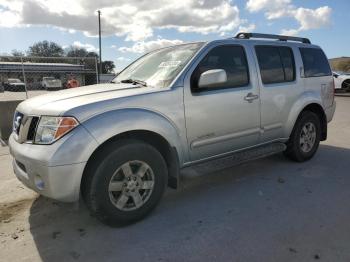  Salvage Nissan Pathfinder