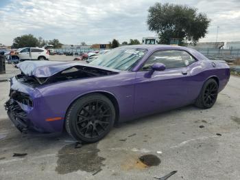  Salvage Dodge Challenger