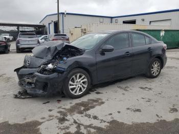  Salvage Mazda 3