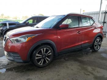  Salvage Nissan Kicks