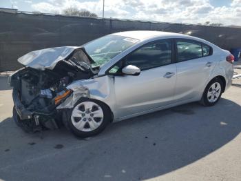  Salvage Kia Forte