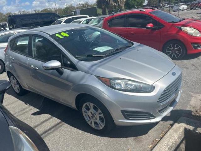  Salvage Ford Fiesta