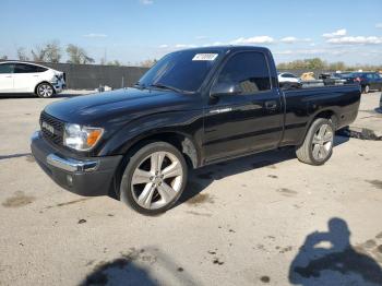  Salvage Toyota Tacoma