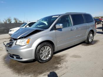  Salvage Chrysler Minivan