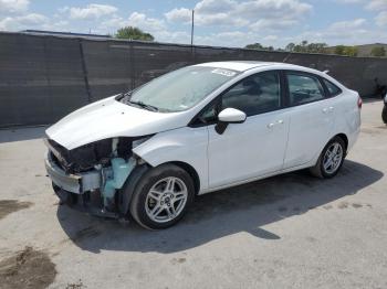  Salvage Ford Fiesta