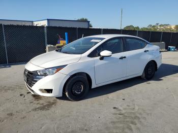  Salvage Nissan Versa