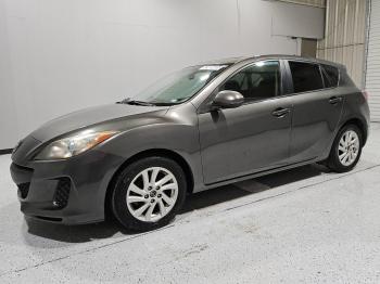  Salvage Mazda 3