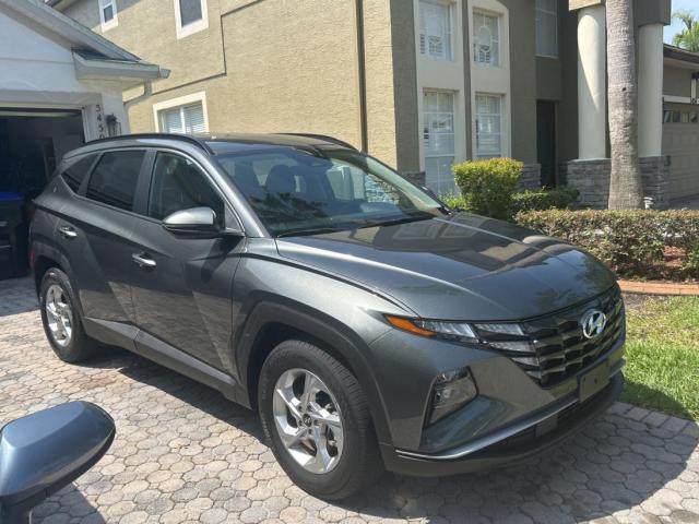  Salvage Hyundai TUCSON