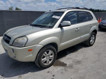 Salvage Hyundai TUCSON