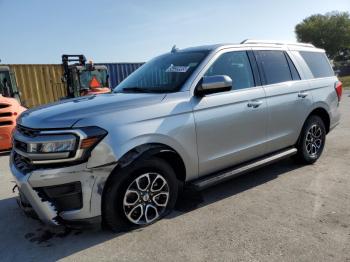  Salvage Ford Expedition