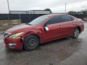  Salvage Nissan Altima