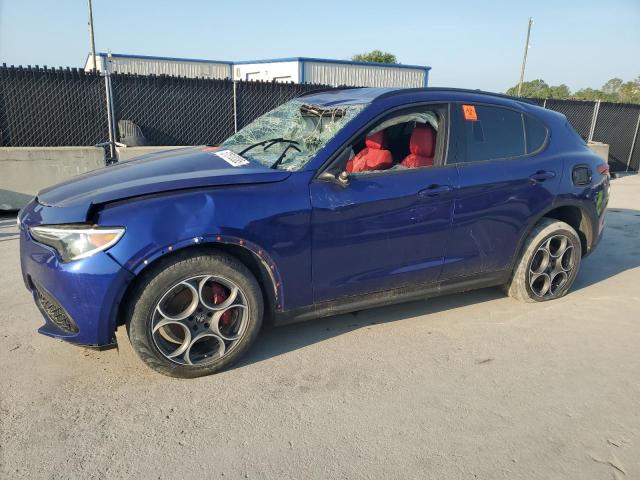  Salvage Alfa Romeo Stelvio