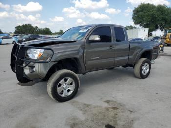  Salvage Toyota Tacoma