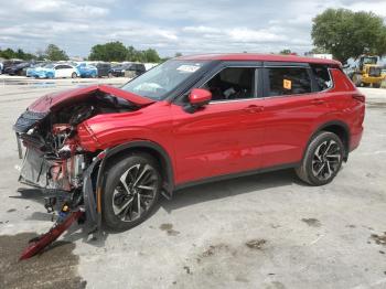  Salvage Mitsubishi Outlander